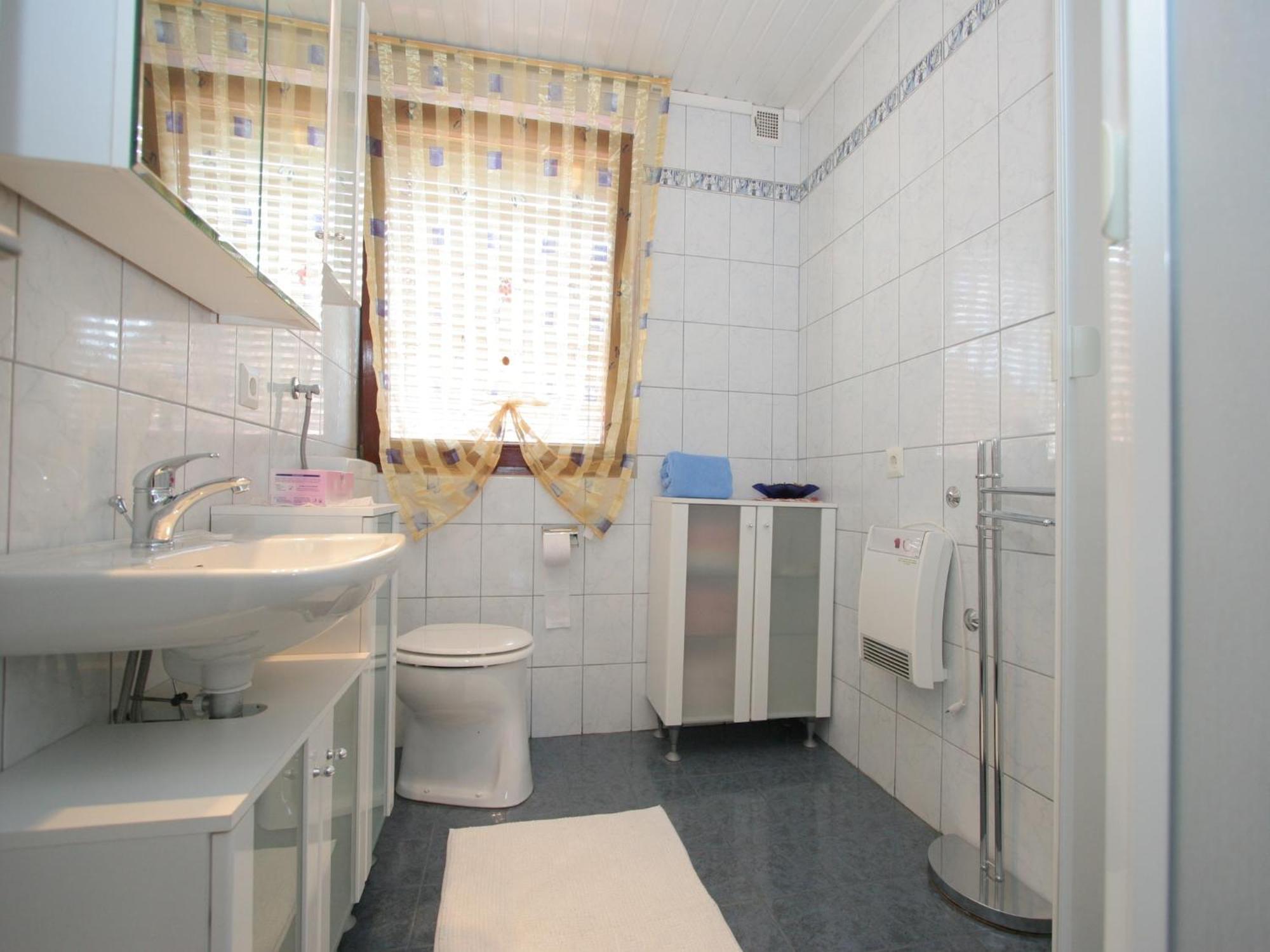 Modern Apartment With Garden Near The Petzen Ski Area In Eberndorf Carinthia Bagian luar foto